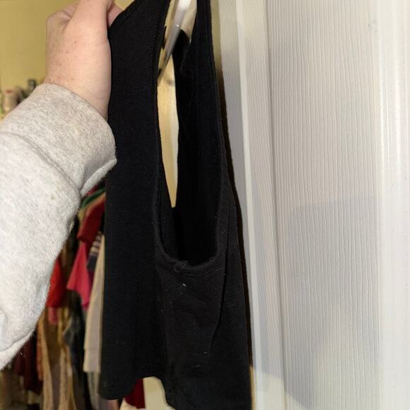 S/M Black Crop Top - Picture 3 of 3